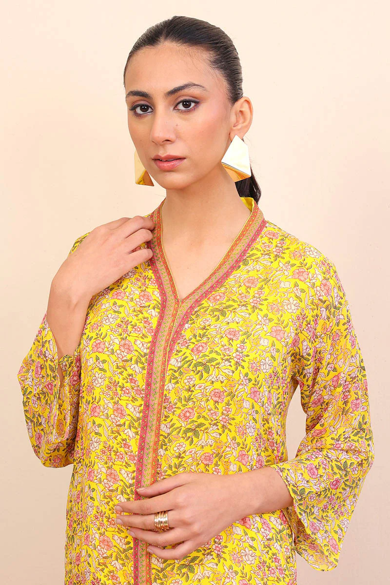 Gul Mithai Sarsoon Suit - Image 2