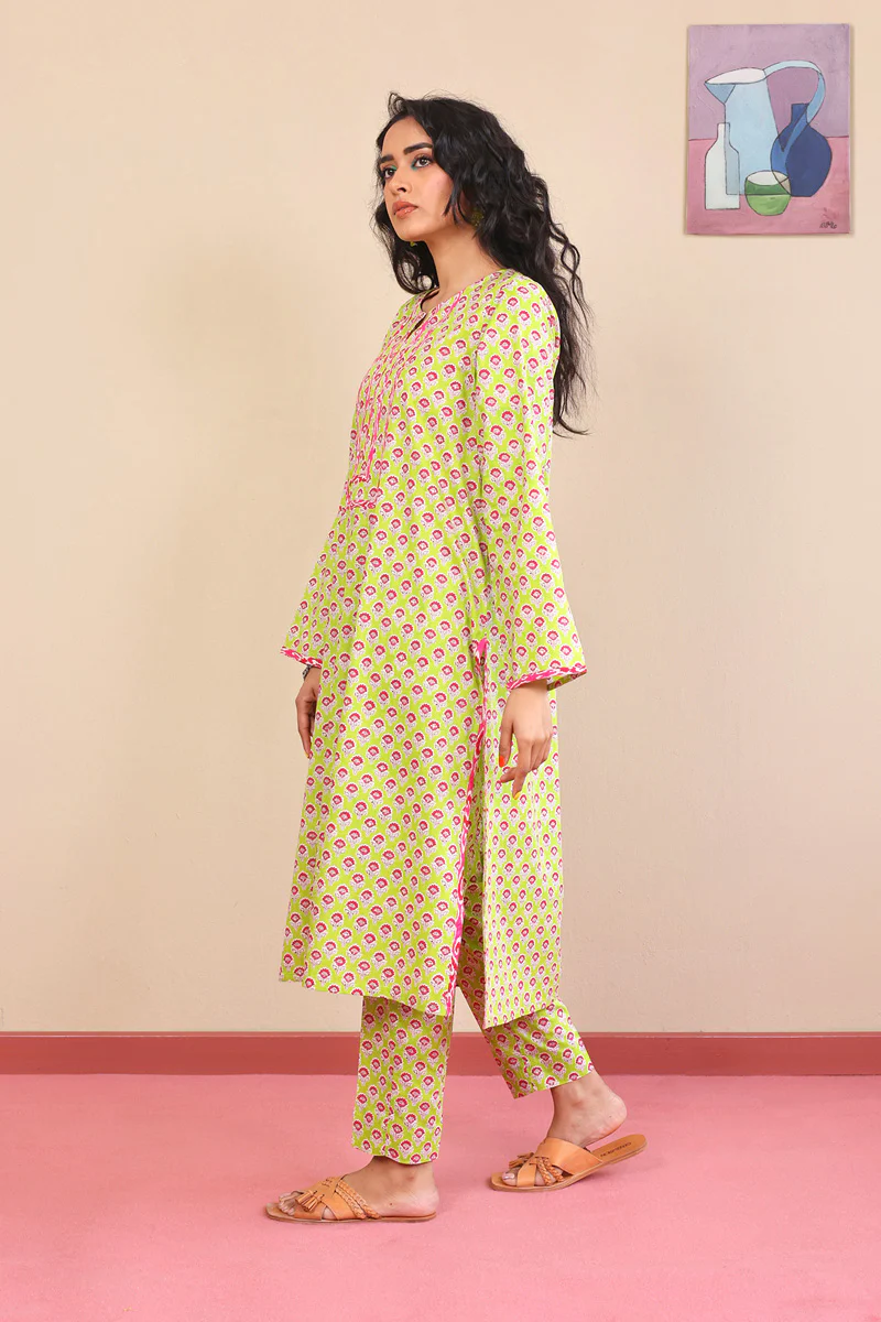 2-Piece Block Printed Saga Set - Image 3