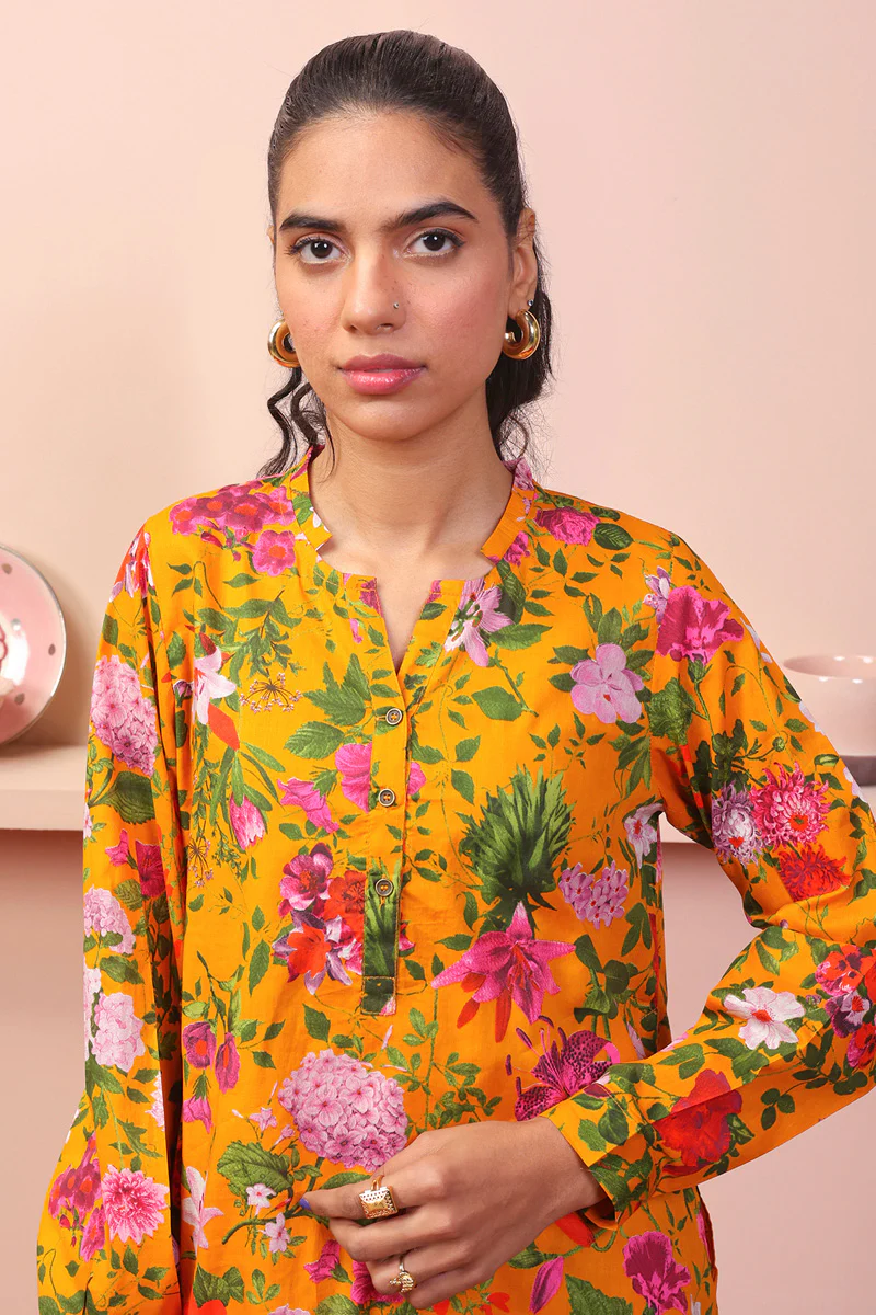 Florals for Spring? Ultimate 2 piece - Image 2