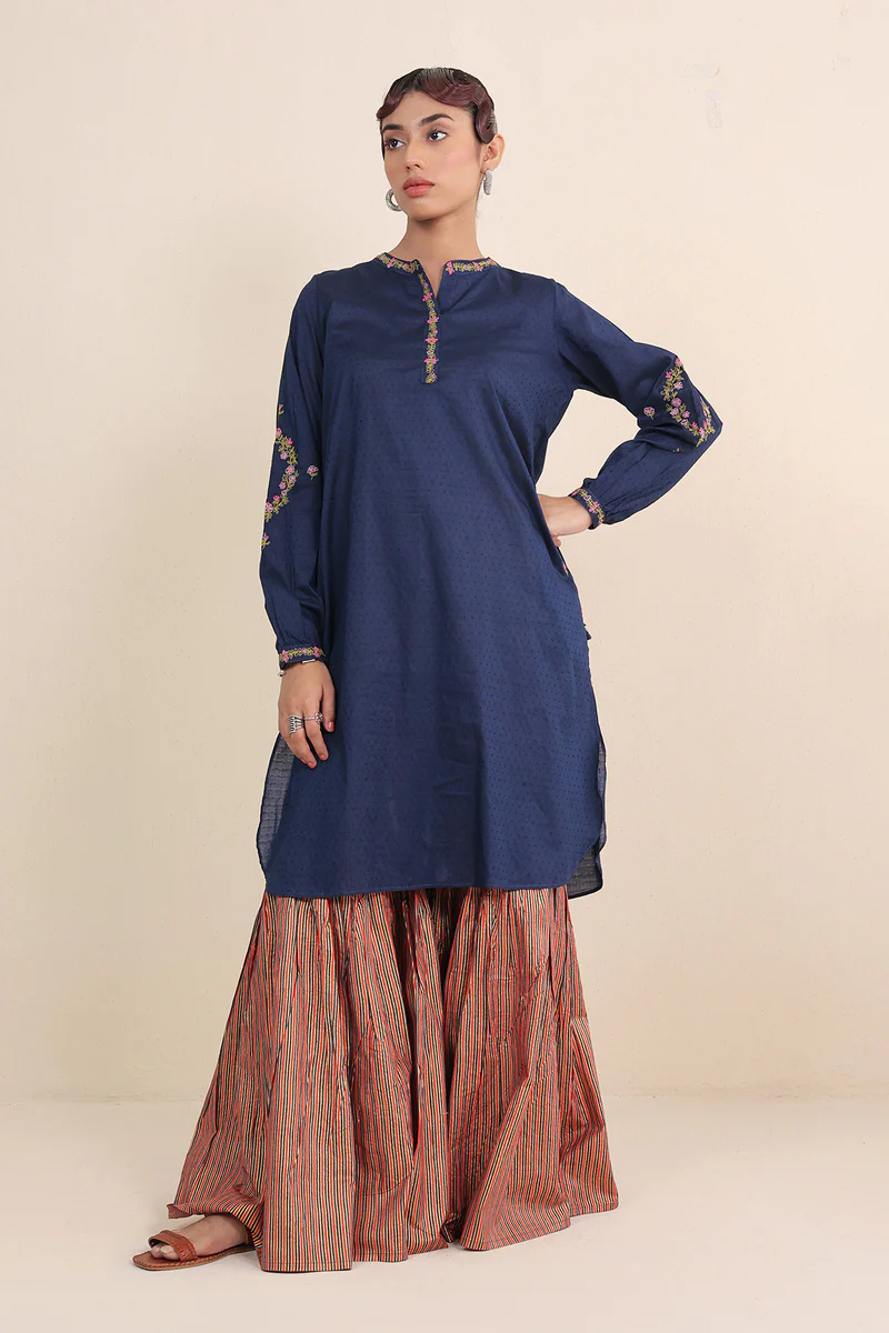 Sunehri Gharara - Image 2