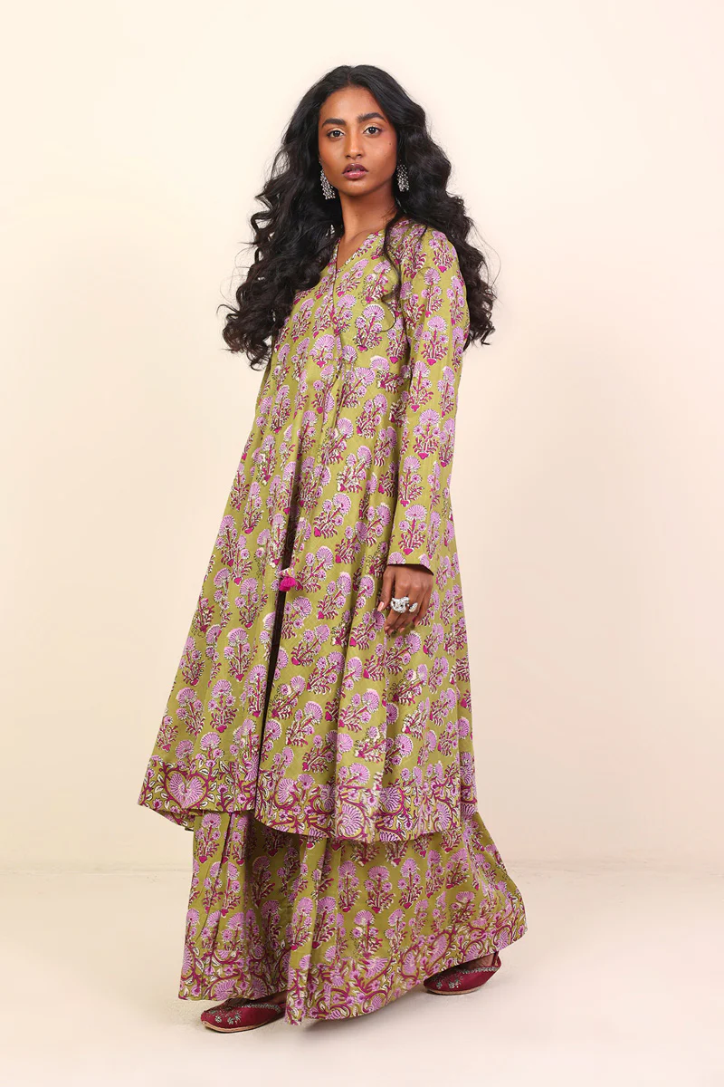 2- Piece Pankhi Lehnga Set - Image 3