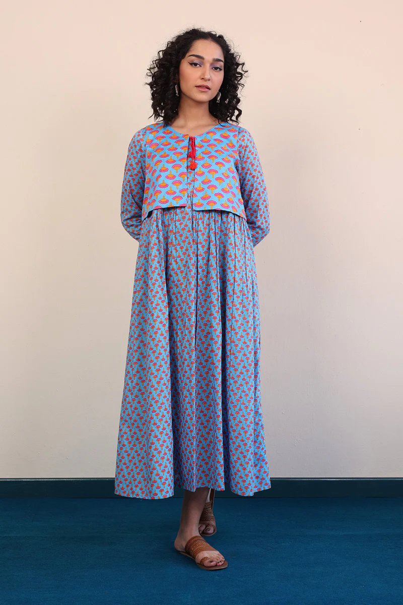 Kapaas Dress