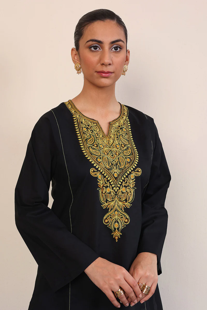 Gul Meena Sable Embroidered Kurti - Image 2