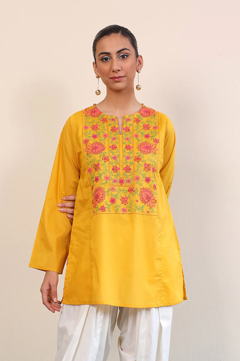 Gul Meena Kurti