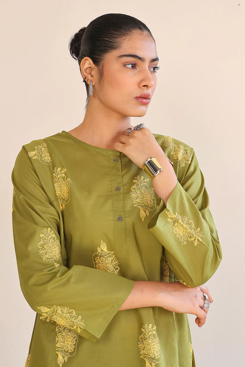 Gul Meena Embroidered Kurta - Image 2