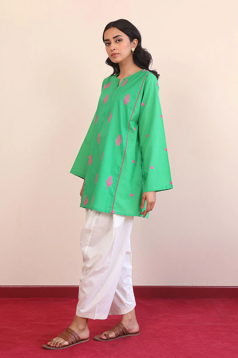 Gul Meena Shamrock Kurti - Image 3