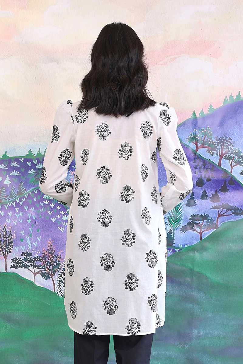 Bahar Puff Sleeves Kurta - Image 5