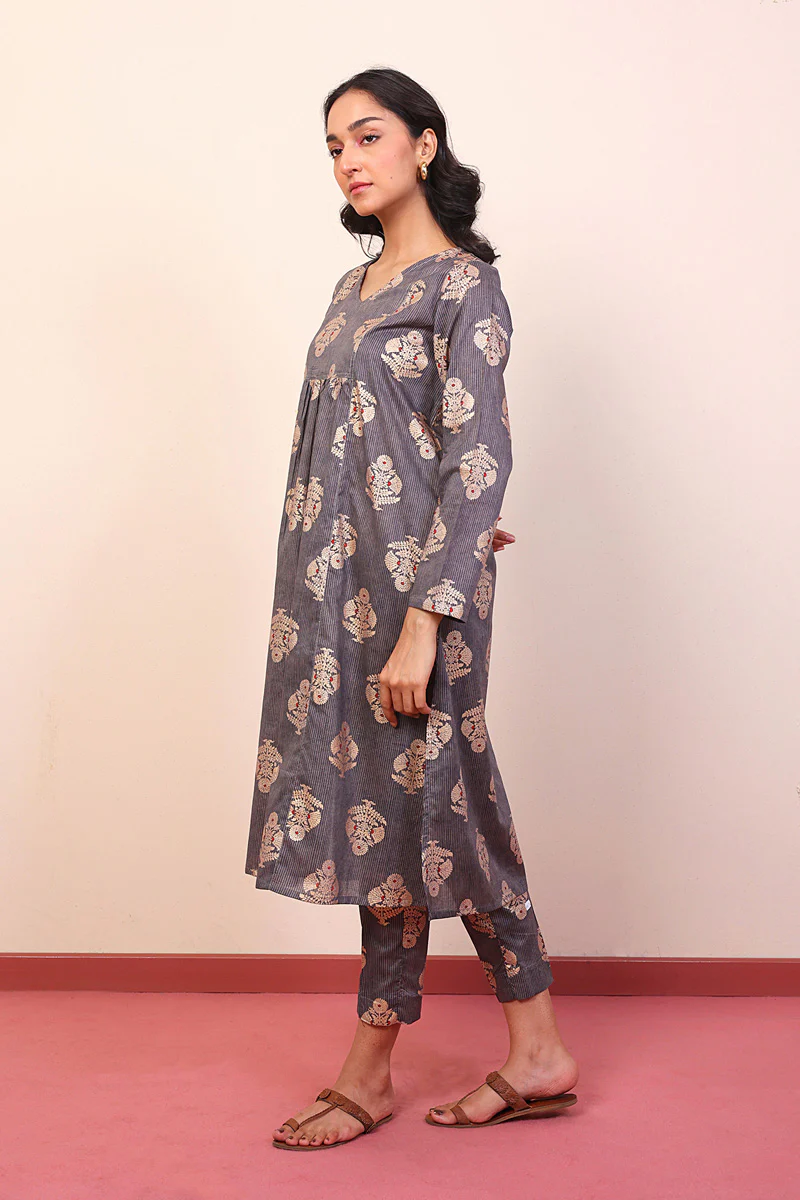 Rivayat Printed 2-Piece - Image 3