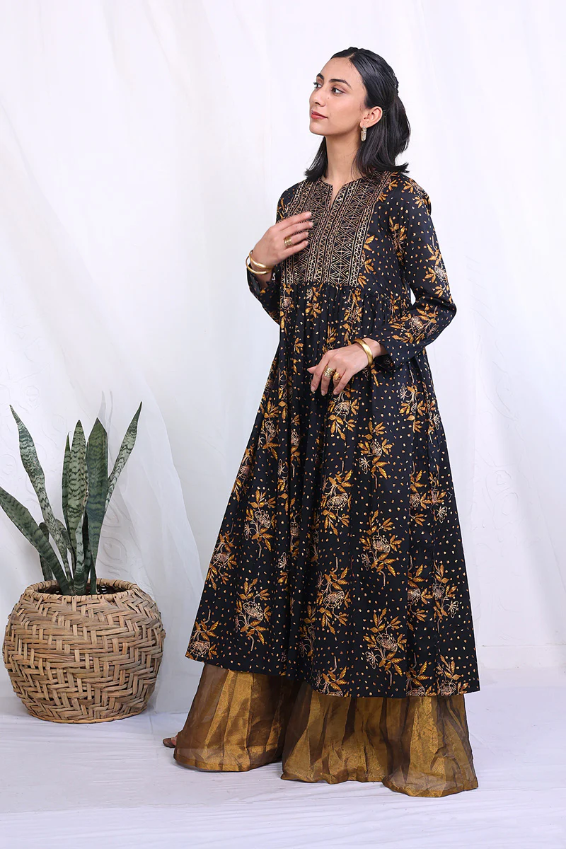 Muqaish Dress - Image 3
