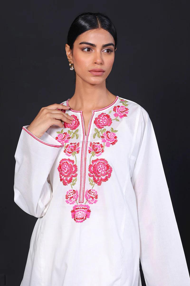 Gul Meena Floral embroidered Kurti - Image 4