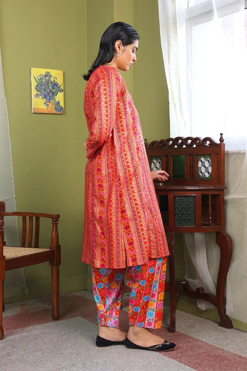 Zarnigar Angarkha Kurta - Image 3
