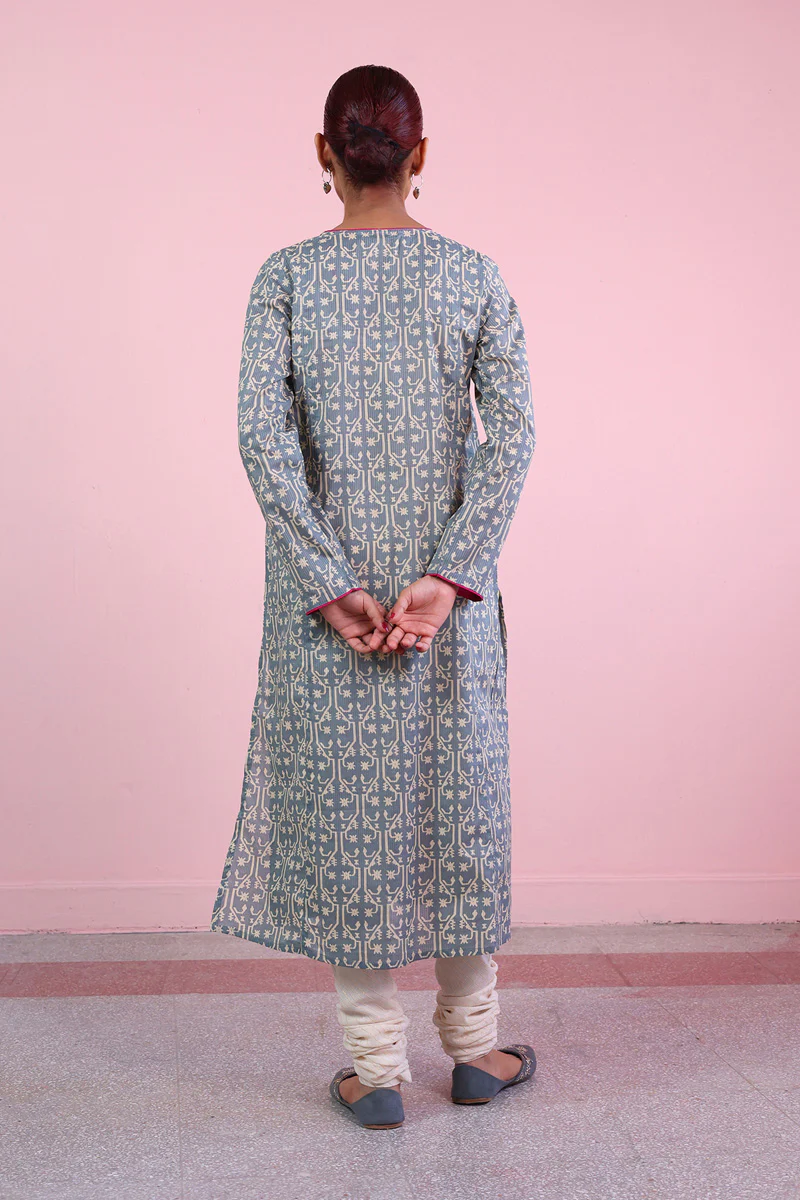 Dhakai Print Blocked Kurta - Image 13