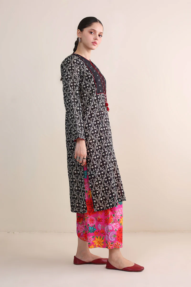 Dhakai Print Blocked Kurta - Image 2