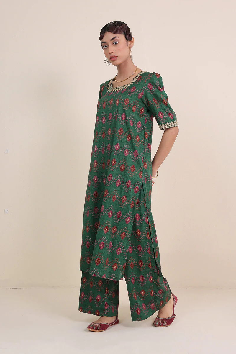 Puff Sleeve Perfection - Image 3