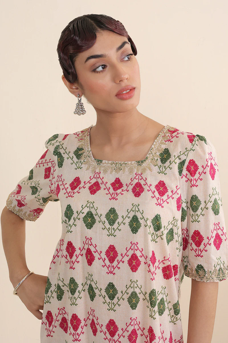 Puff Sleeve Perfection - Image 5