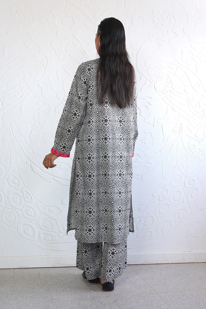 Tilework 2-Piece Suit - Image 4