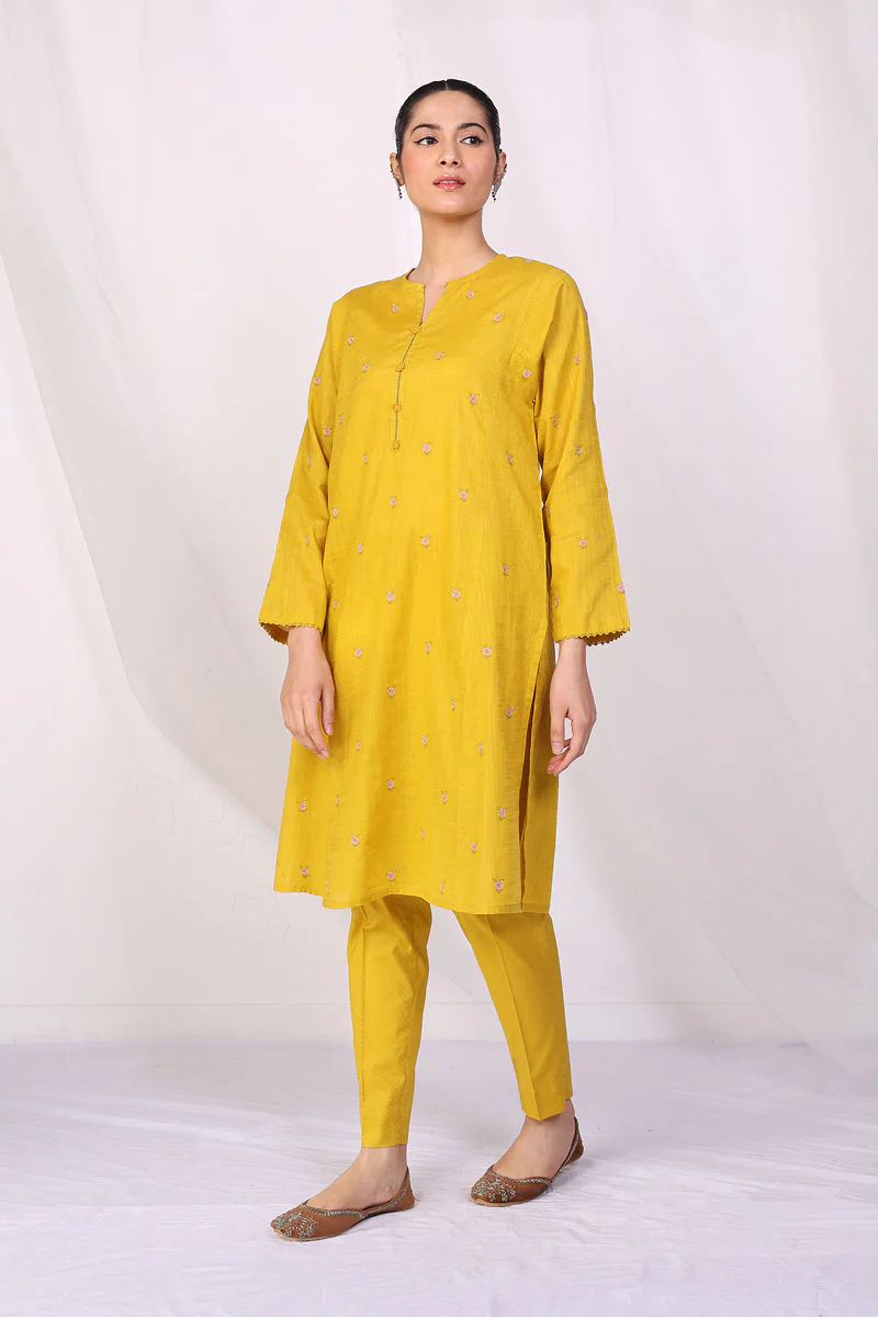 Sunehri Phool Embroidered 2-Piece - Image 3
