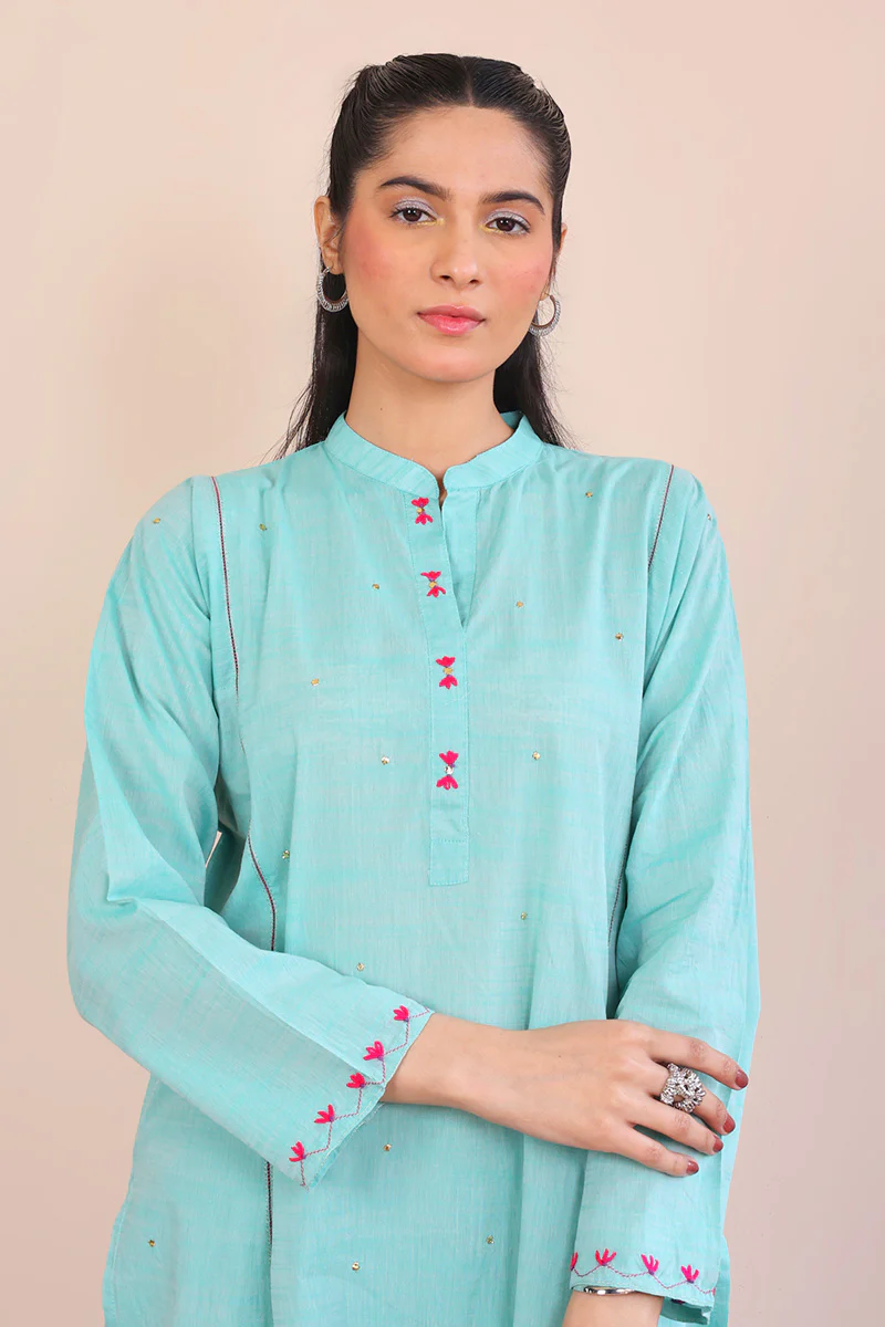 Weavers Tale Suit - Image 2