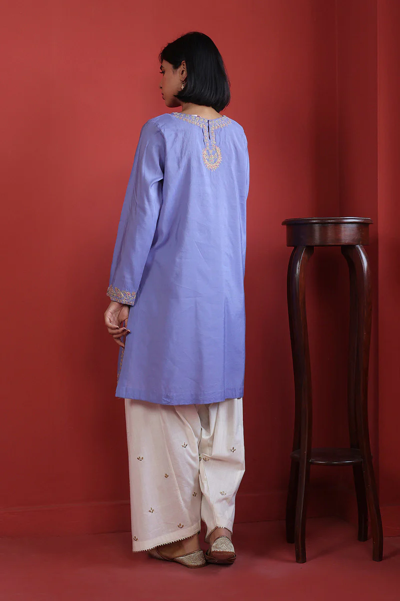 Shehzaadi Embroidered Kurti - Image 6