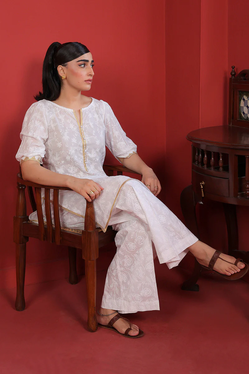 Embroidered Kausar Shirt - Image 4