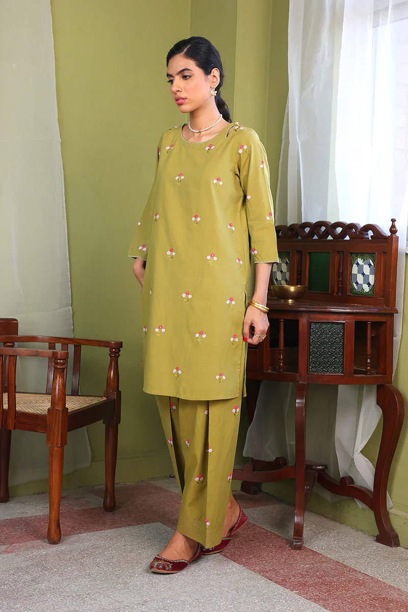 Chaapa Motif 2 Piece - Image 3
