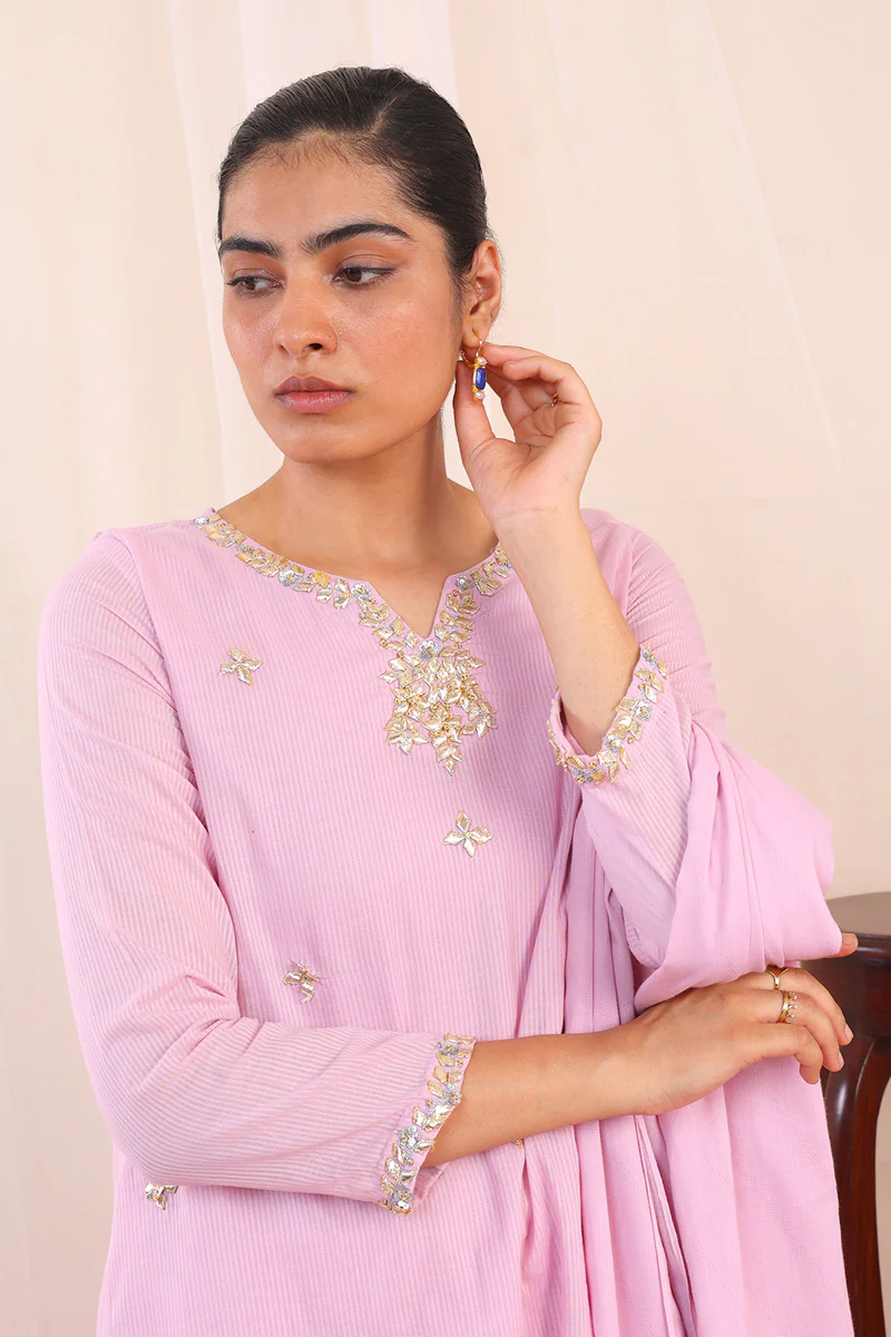 Rahat-E-Rooh 3-Piece Suit - Image 4