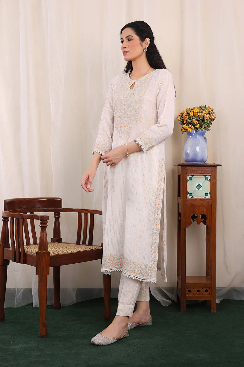 Jahanaara 2-Piece Embroidered Suit - Image 3