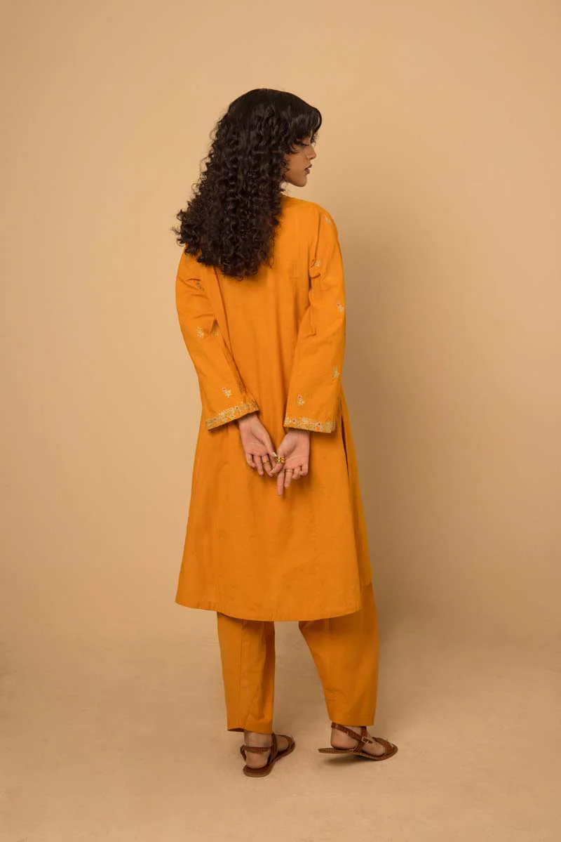 Aik Rang 2 Piece - Image 8