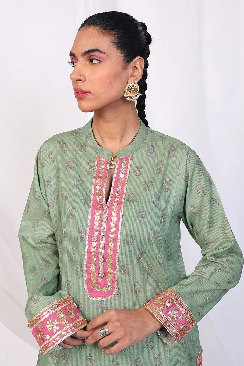 Timeless Romance Gota 3-Piece Suit - Image 2