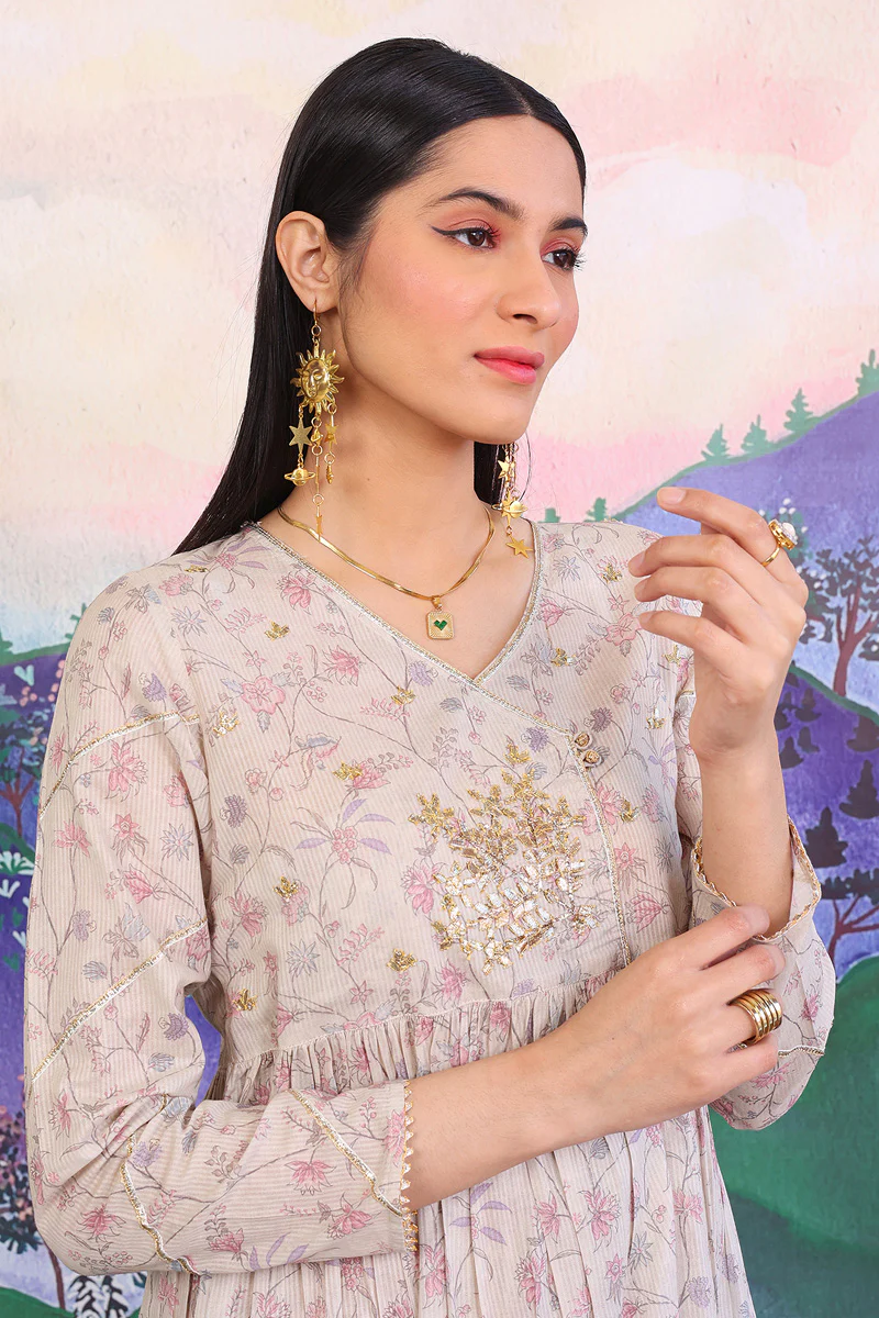 Timeless Romance Shimmery 3-Piece - Image 2