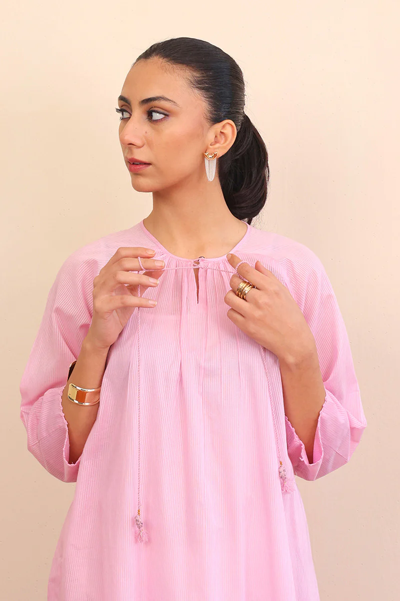 Malmal Crochet Kurta - Image 2