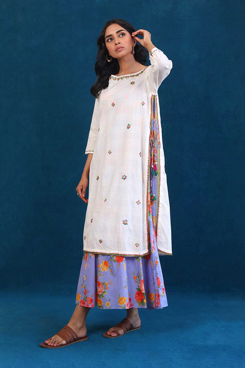 Virsa Tiered Dress - Image 3