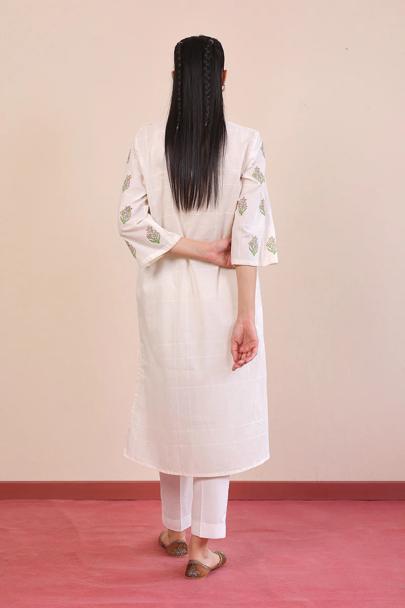 Tropic Splendour Blockprinted Kurta - Image 4