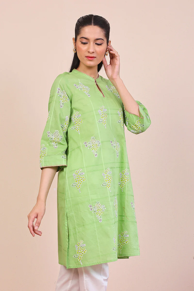 Tropic Splendour Flared Kurta - Image 3