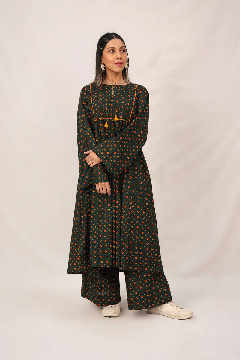 Tasseled Bandhani Bliss Set - Image 7