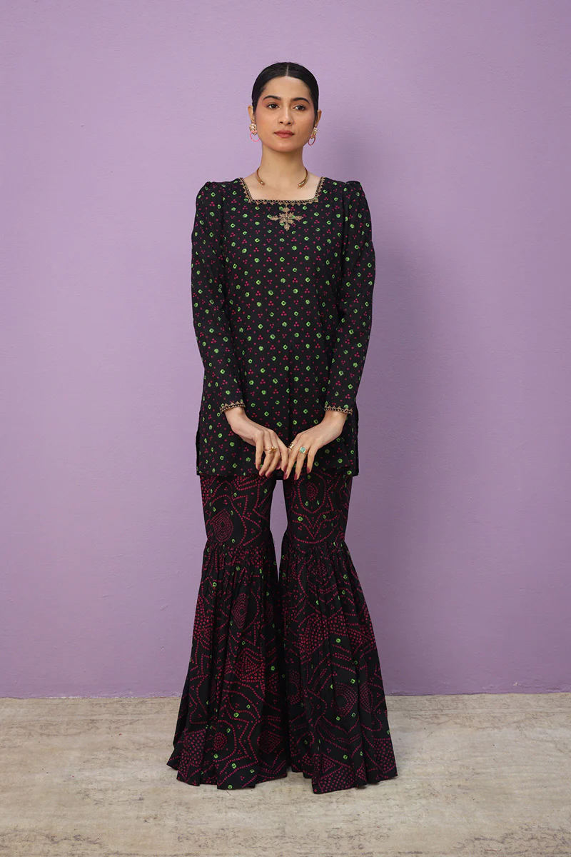 Bandhani Bliss Gharara Set - Image 11