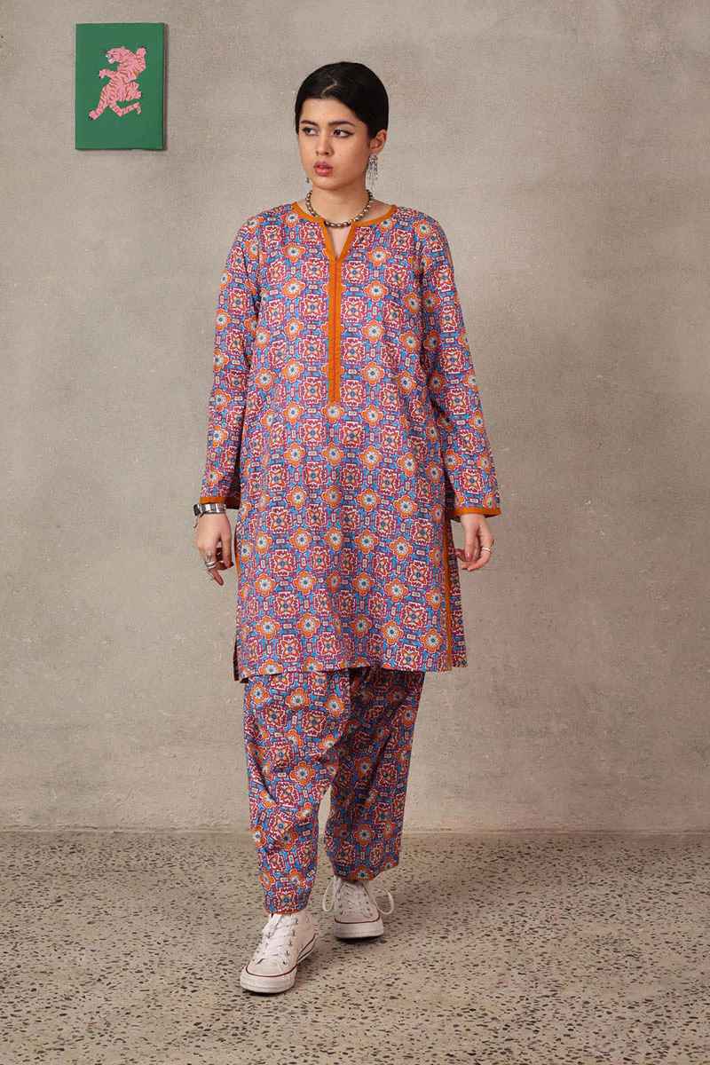 Serai Patterned Ensemble - Image 2