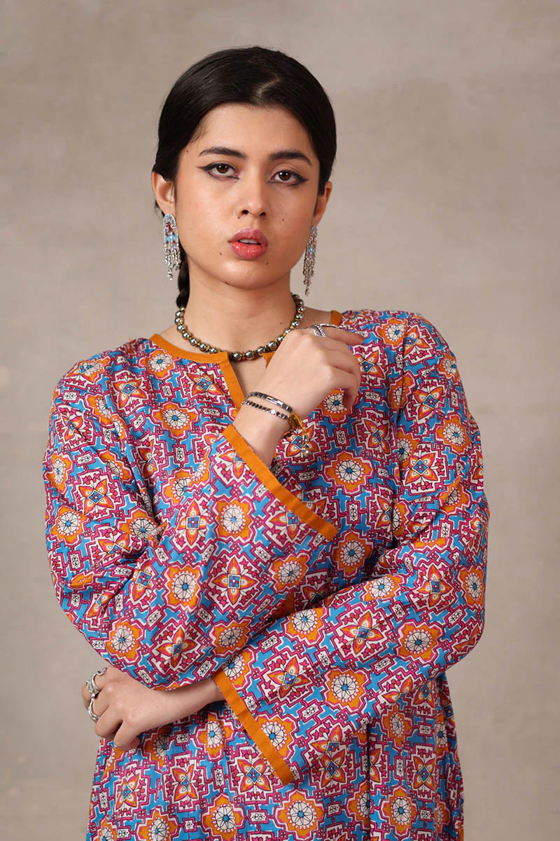 Serai Patterned Ensemble - Image 5