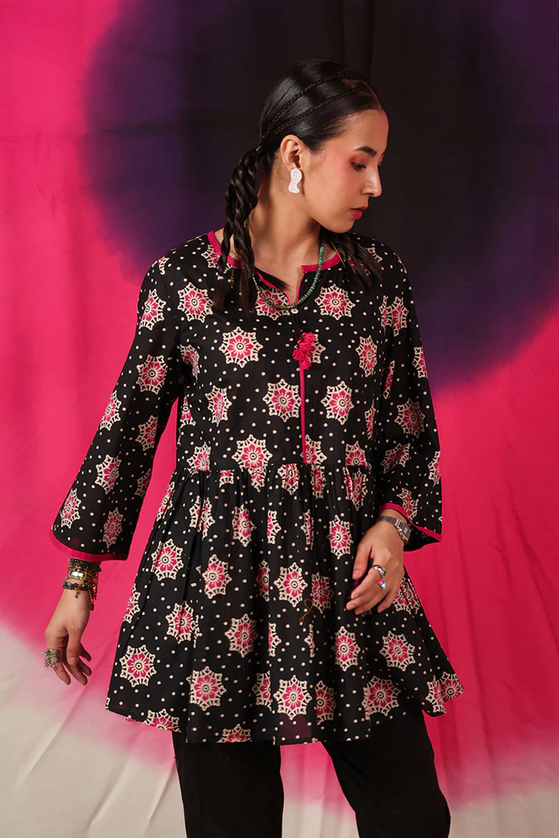 Tricolor Dabu Peplum - Image 2