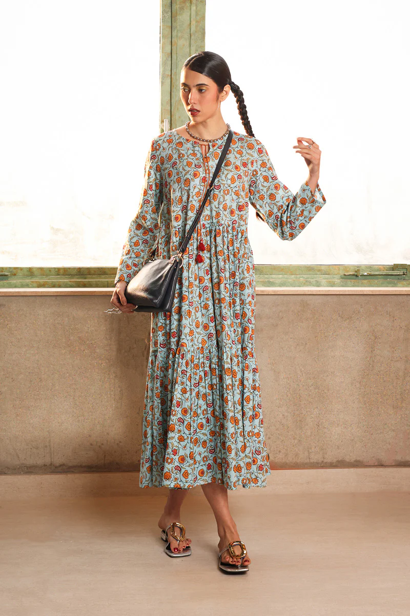 Rang-e-Gulzar Frock - Image 7