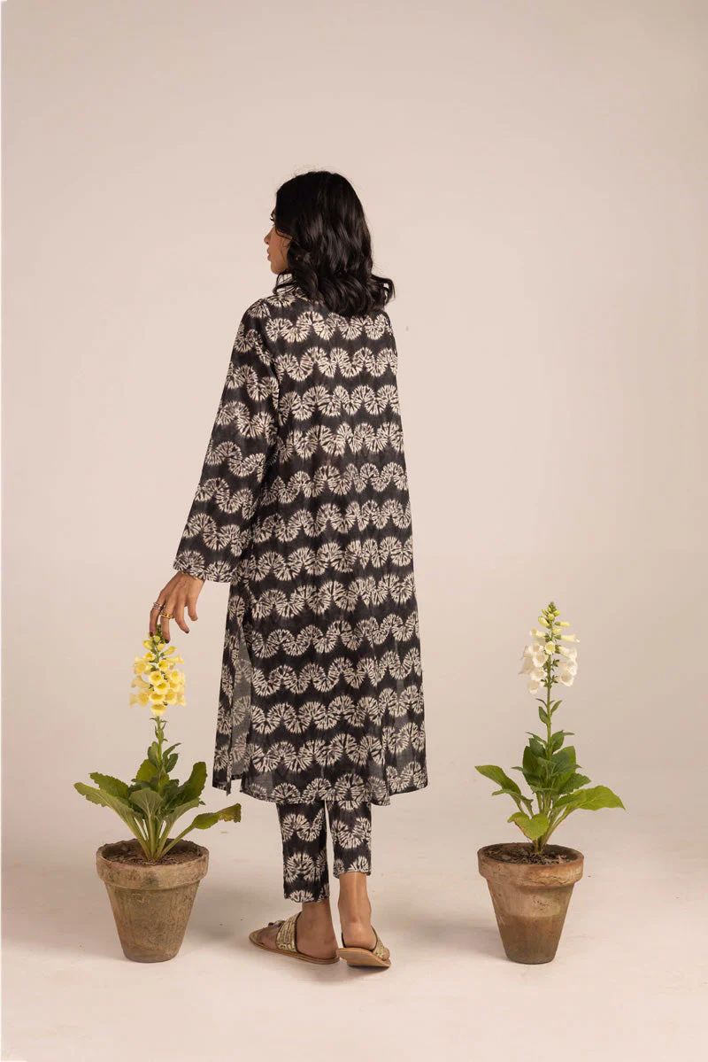 Shibori Spotlight Dyed Ensemble - Image 20