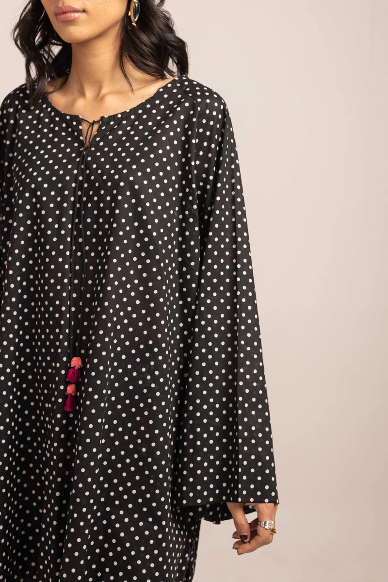 Tasseled Gardenia Ensemble - Image 12