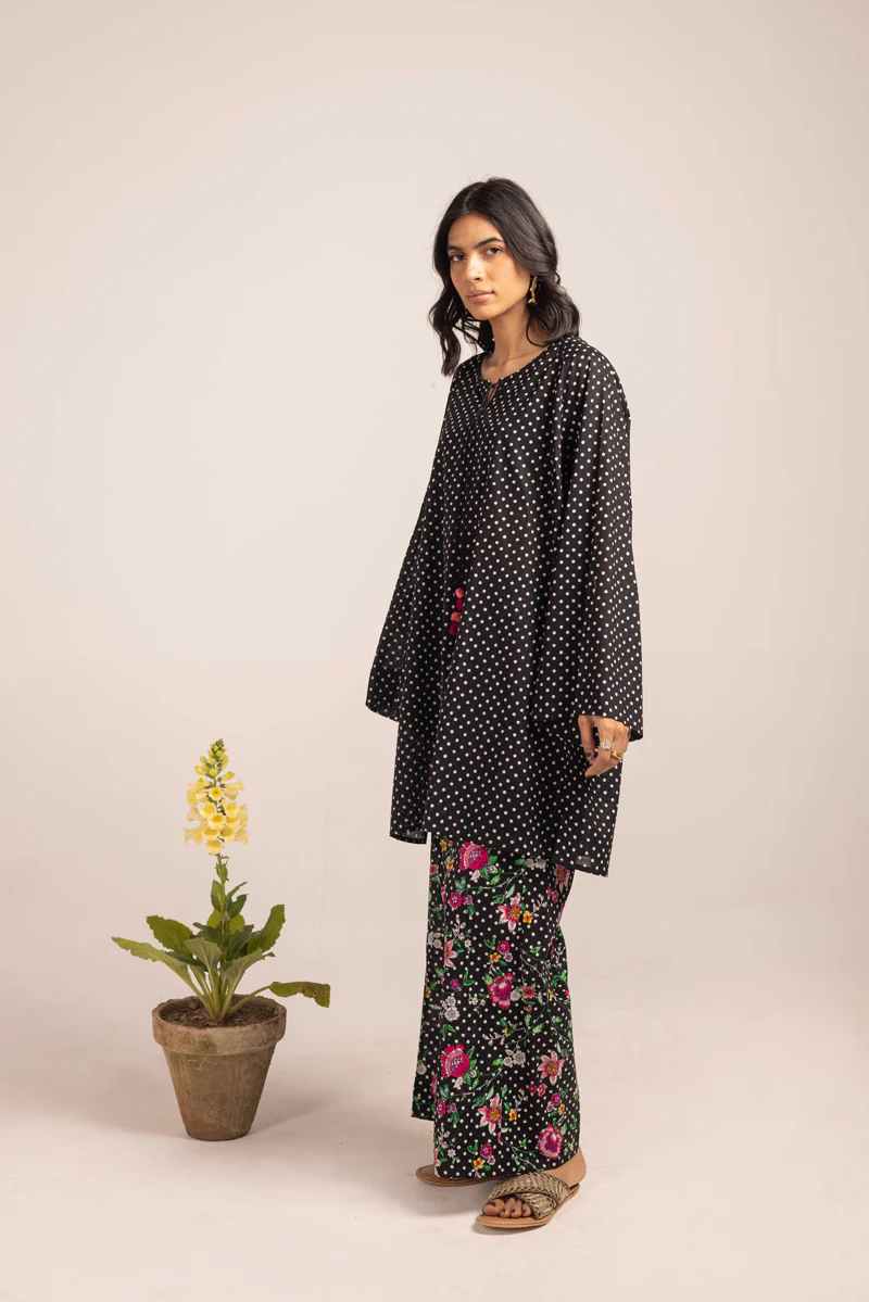 Tasseled Gardenia Ensemble - Image 13