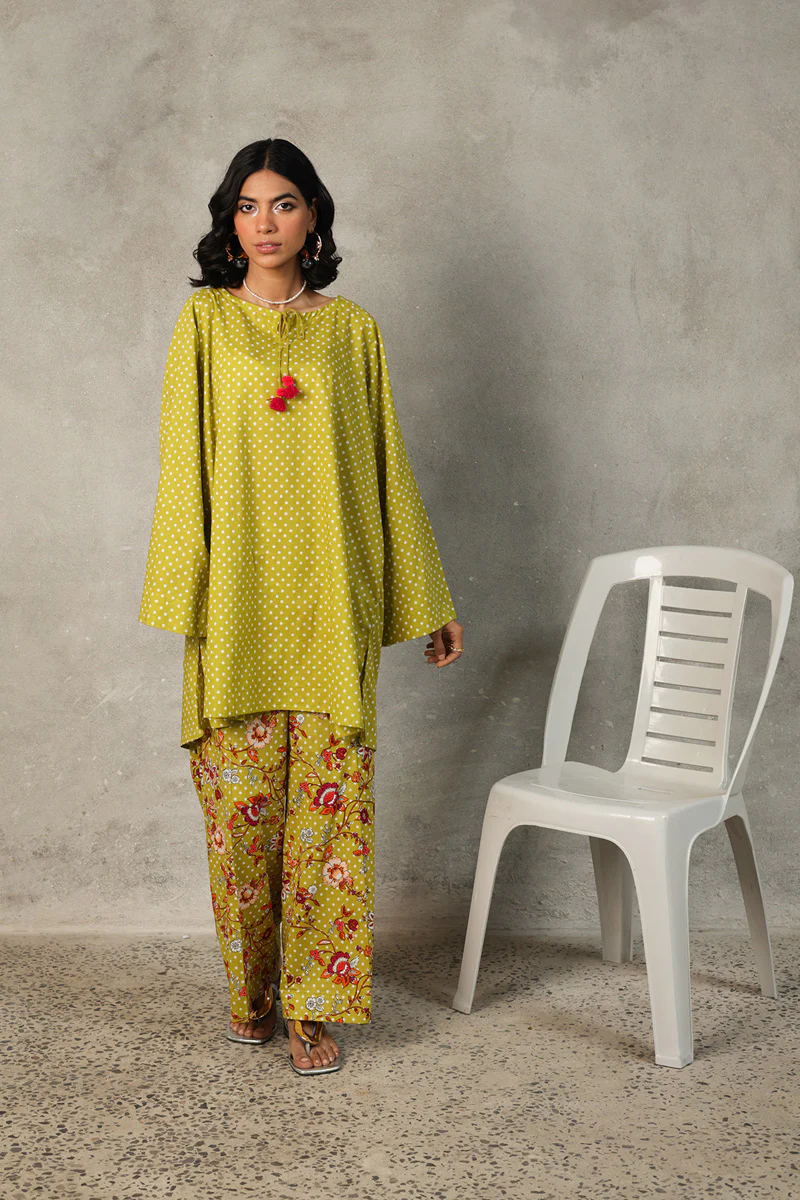 Tasseled Gardenia Ensemble - Image 4