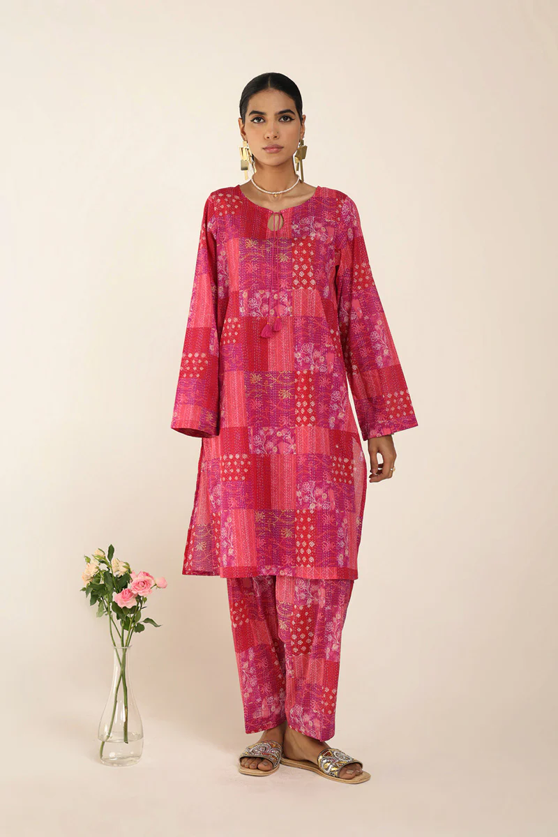 Patchwork Kantha Ensemble - Image 10