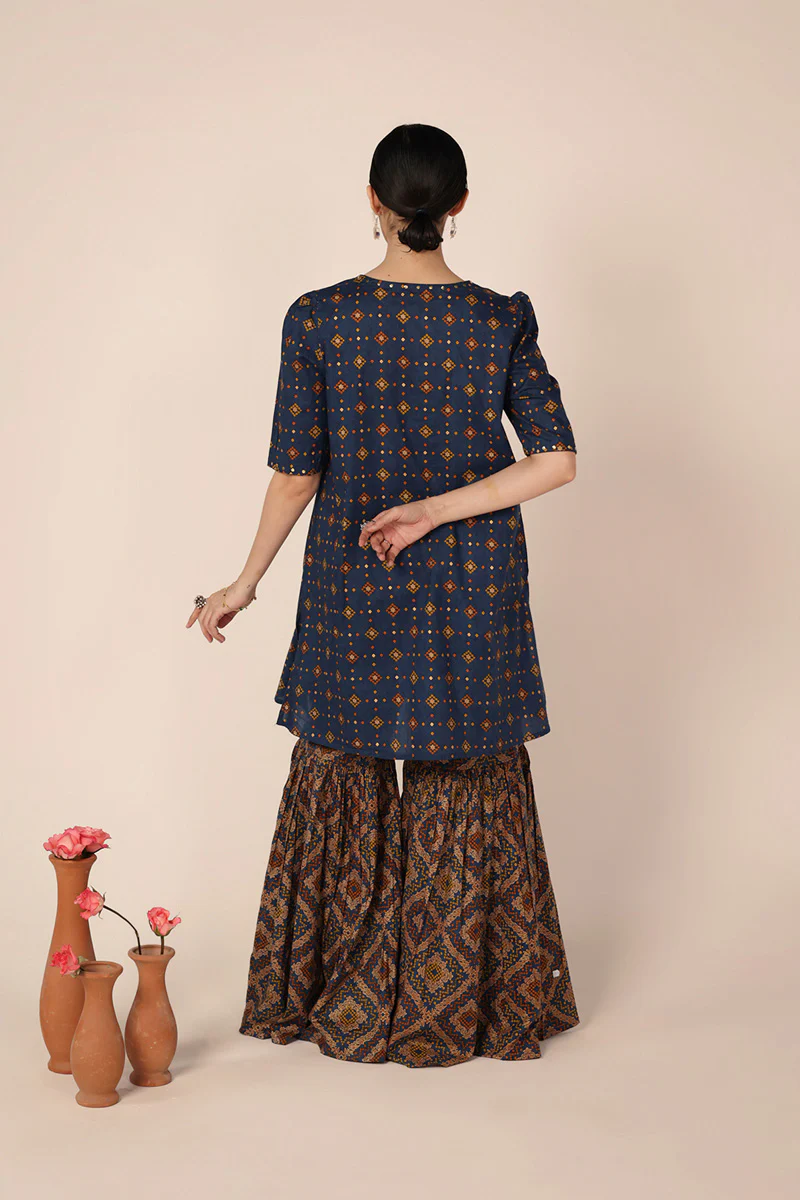 Chunari Charm Mukesh Gharara Set - Image 8