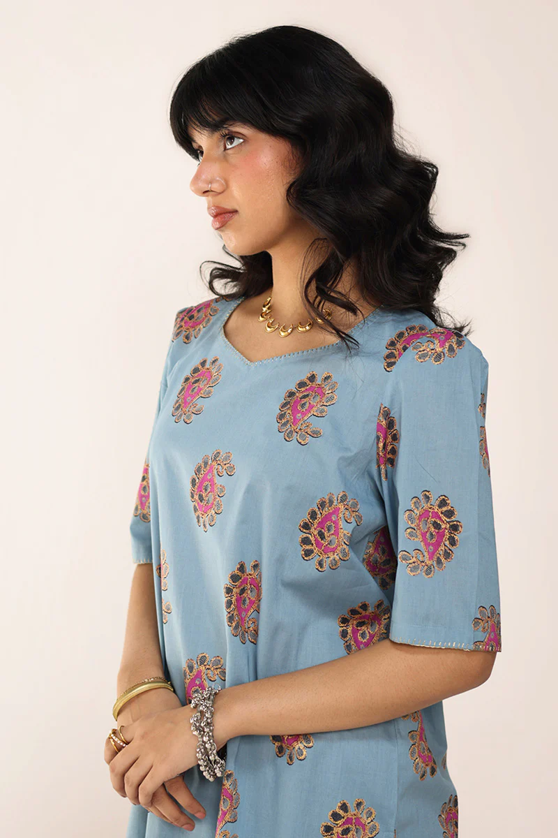 Zarnoor Gotta Glow Suit - Image 8
