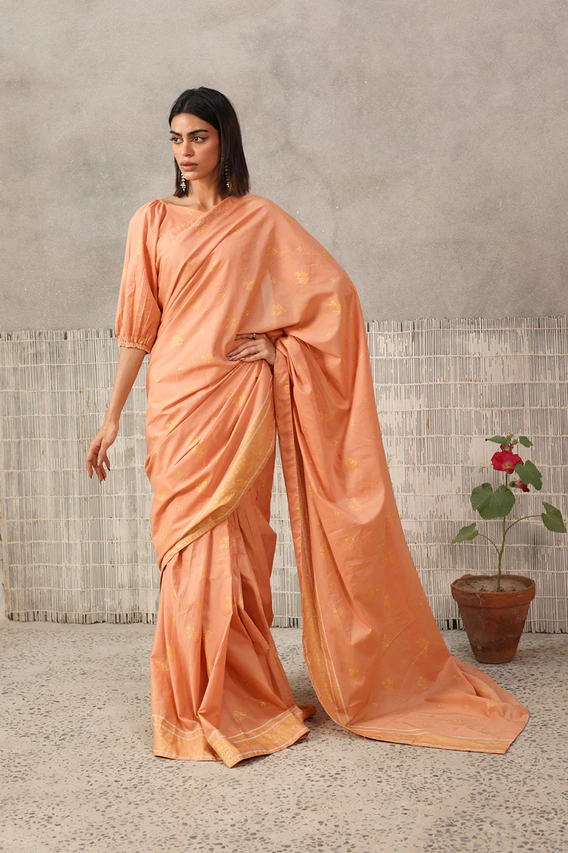 Zarqash Jacquard Majesty Saree - Image 17