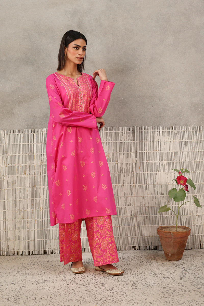 Jacquard Majesty Glided Ensemble - Image 11