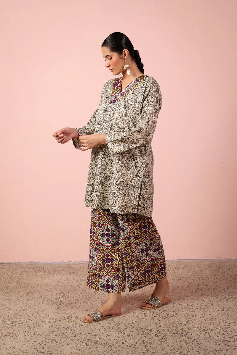 Persian Tiles Mosaic Ensemble - Image 11